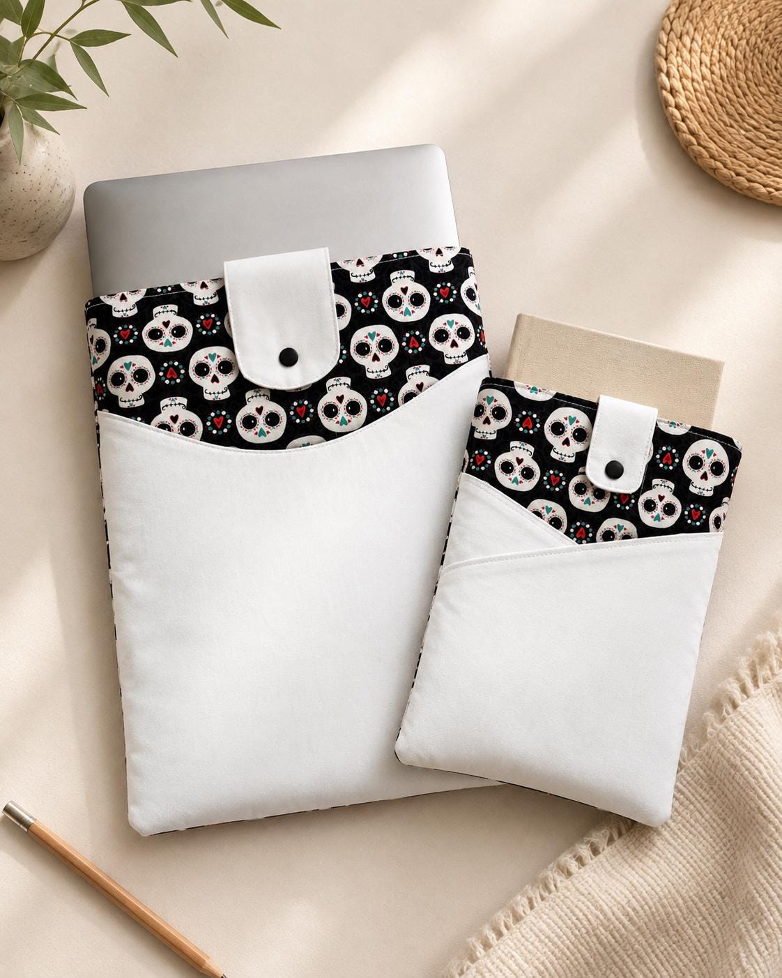 Sugar Skull Laptop Sleeve, Padded Fabric Laptop Case with Pocket & Snap Closure